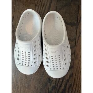Native Jefferson Slip-On Shoes Kids Size 6c White Perforated Casual Outdoor